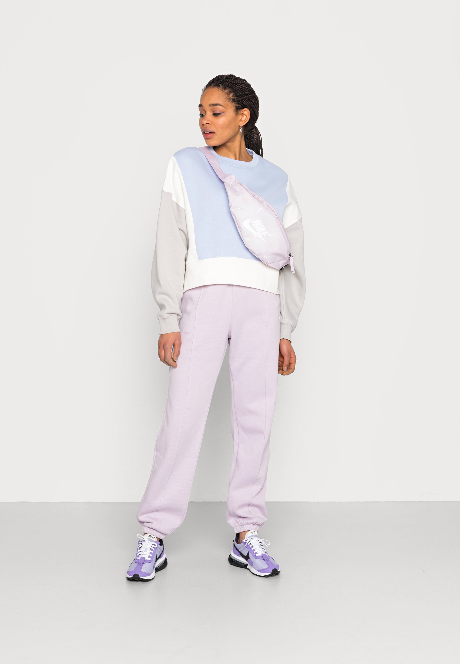 Nike Sportswear ESSNTL PANT - Pantaloni sportivi - lilac/lilla - Zalando.it