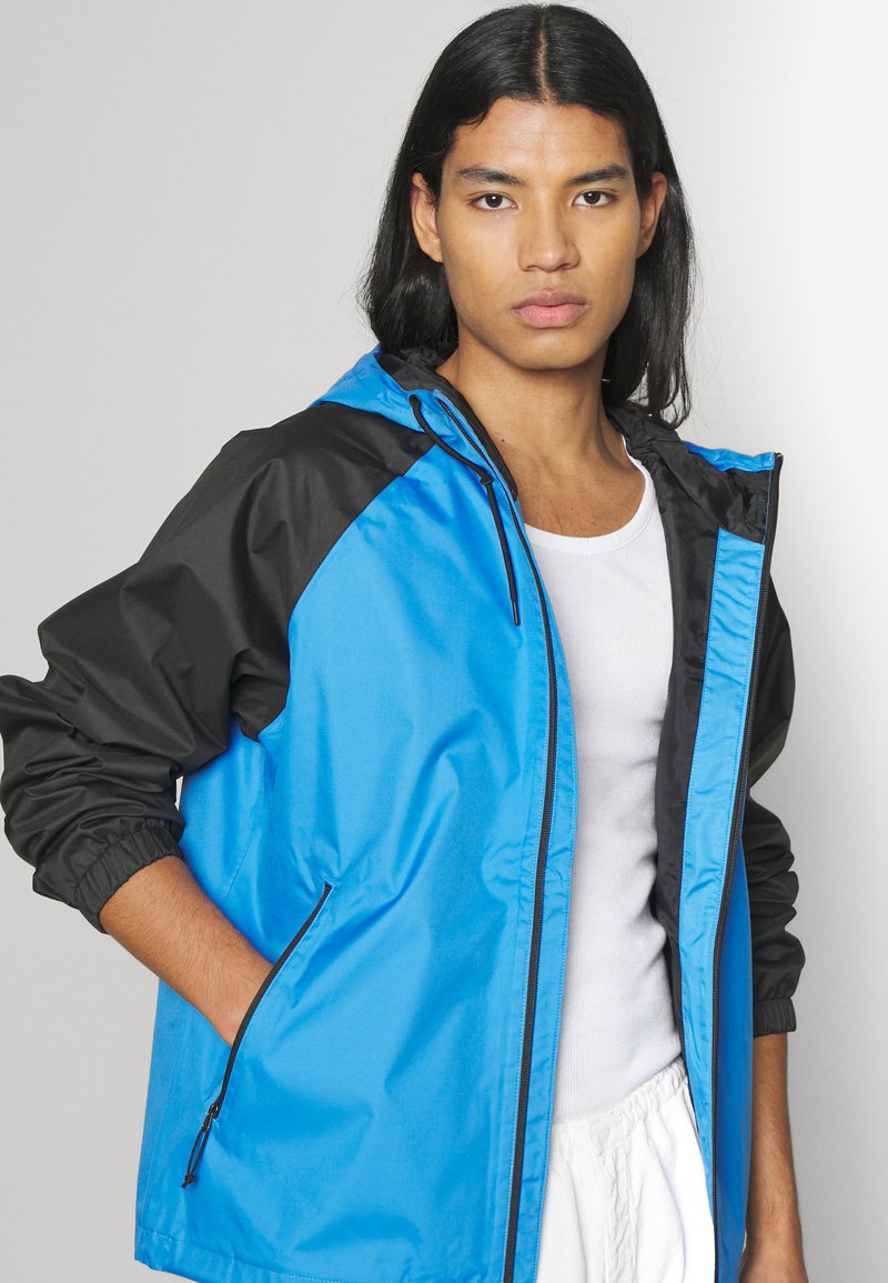 hoodie waterproof