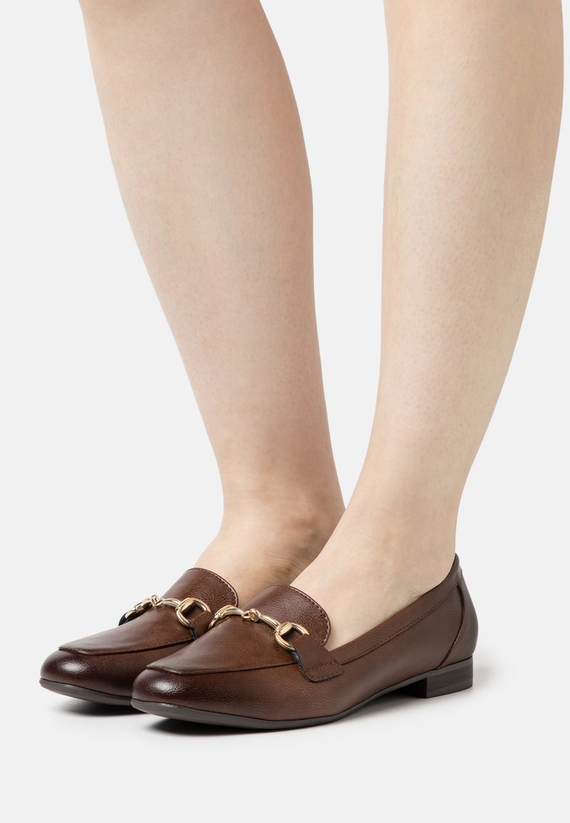Marco Tozzi Loaferit/pistokkaat - chestnut