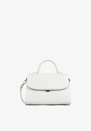 Borsa a tracolla in pelle bianca con un design strutturato, manico superiore e tracolla removibile. Presenta un pattino frontale e hardware minimalista.