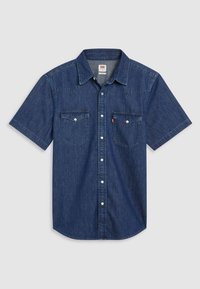 Μπλε σκουρόχρωμο πουκάμισο από denim με κοντά μανίκια, με δύο τσέπες στο στήθος, κουμπιά μπροστά και γιακά με ενισχυμένες ραφές.