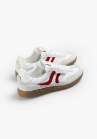 Scalpers Sneakers basse - off white