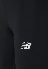 New Balance RELENTLESS - Legíny - black