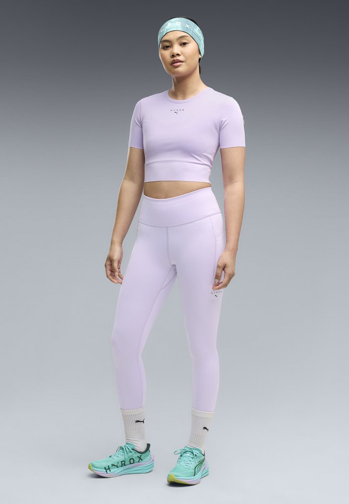 PUMA W X HYROX PWRMODE CROP TEE - Sports T-shirt - light lavender