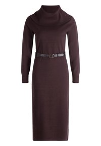 Strickkleid in tiefem Burgunderrot mit drapiertem Wasserfallkragen und langen Ärmeln. Inklusive einem schwarzen Leder-Gürtel mit quadratischer Schnalle und seitlichen Schlitzen.
