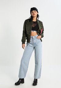 Alpha Industries Bombera - darkgeen