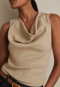 Reiss LYRA COWL-NECK - Top - camel