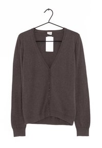 Mörkbrun cardigan med V-ringning, långa ärmar och knäppning fram. Stickad material med ribbade ärmslut och nederkant, hängande på en svart krok.