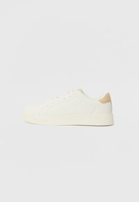 UNISEX - Sneaker low - white