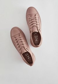 Next FOREVER COMFORT CHUNKY BASEBALL - Sportcipő - rose pink