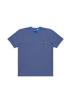 Striped t-shirt in blue and red, featuring a round neckline, short sleeves, and a pocket with a logo label on the chest. Cotton material.
