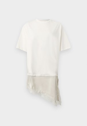 Noisy May, NMFILLA OVERSIZE SATIN LACE T-SHIRT - Βασικό μπλουζάκι - birch