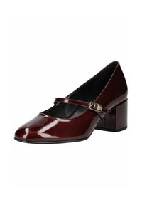 Chaussure Mary Jane en cuir verni rouge foncé avec un petit talon bloc bas et une petite bride à boucle sur le cou-de-pied.