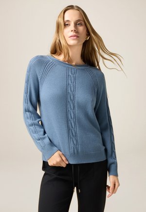 - Sweter