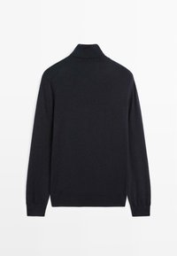 Unselected, dark blue