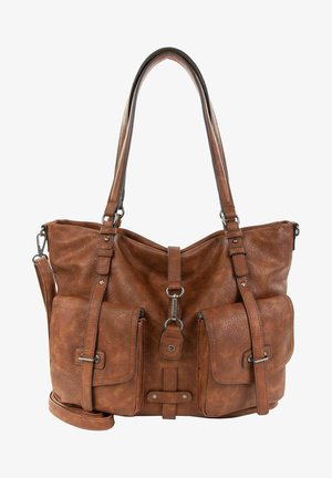 Sac à main en cuir marron avec deux poches avant, longues bandoulières et détail de fermeture centrale à boucle sur fond blanc.
