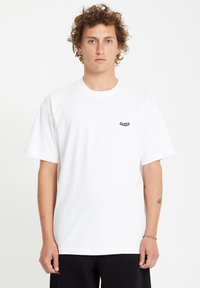 Unselected, white