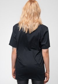 Paradiso Clothing PINK FLOYD DARK SIDE OF THE MOON COURIER - Print T-shirt - black