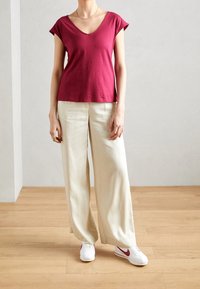 Anna Field T-shirt - bas - berry