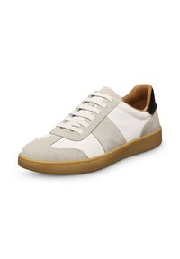 Herren-Sneaker mit einem Obermaterial aus weißem Leder, grauen Wildlederakzenten und einer Ferse aus braunem Leder. Verfügt über eine runde Zehenpartie und eine Schnürverschluss. Gummisohle.