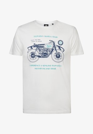 Camiseta de algodón blanca con un gráfico azul de una motocicleta y texto sobre el sendero Kahua de Hawái. Diseño de mangas cortas y cuello redondo.