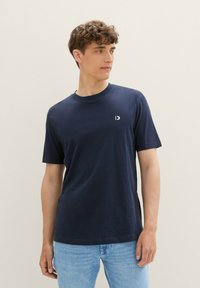 TOM TAILOR DENIM ROUNDED HEM - T-shirt basic - navy
