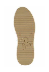 Semelle de chaussure en caoutchouc avec des rainures horizontales, logo en relief et couleur marron clair. Design épuré avec un bord festonné. Texture lisse.
