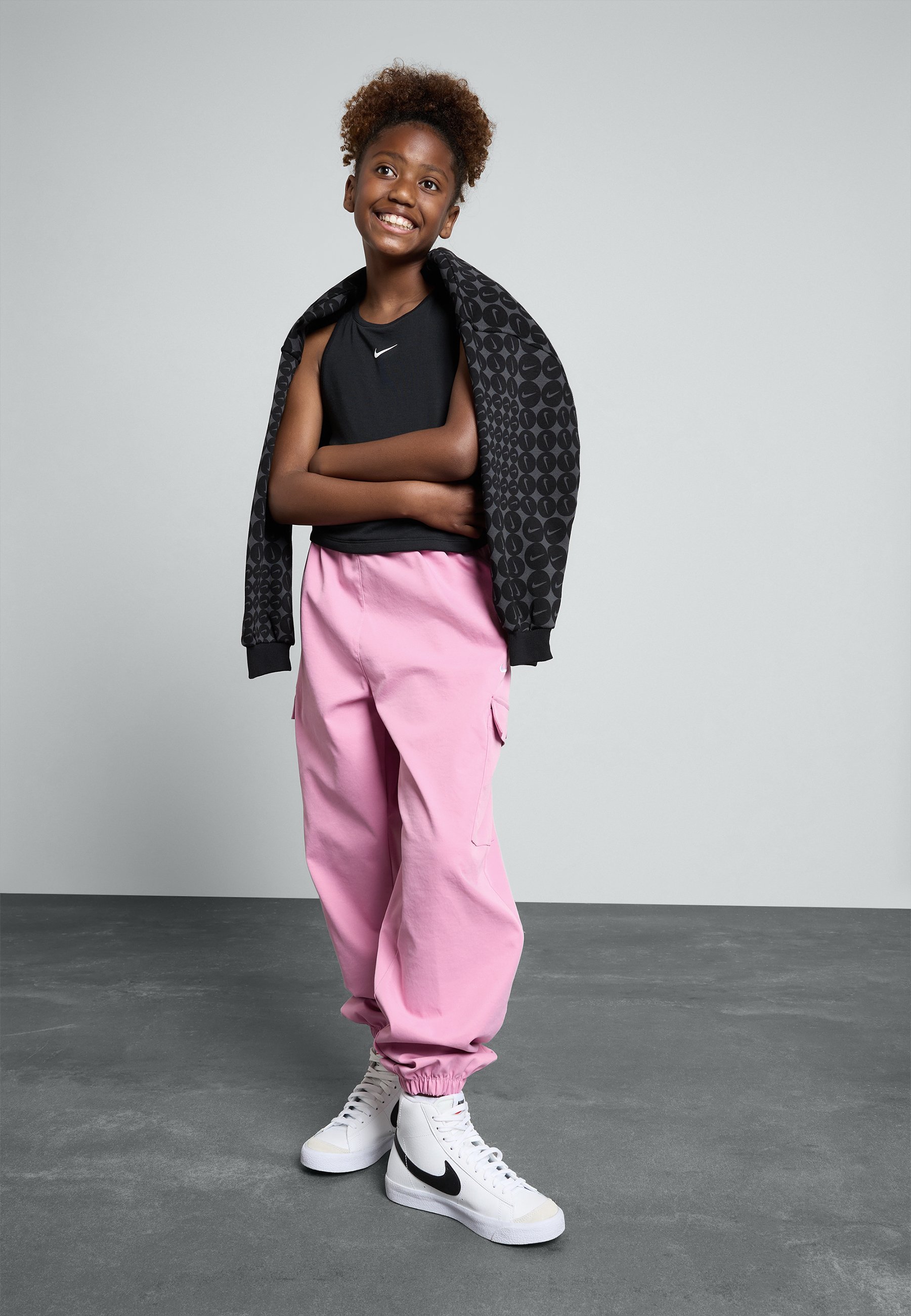 nike pink cargo pants