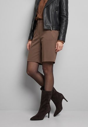 VENEZIA HIGH HEELED ANKLE BOOTS - Højhælede støvletter - dark brown