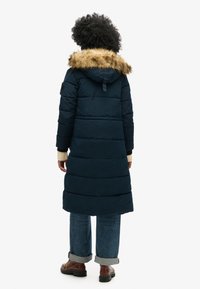 Superdry Co LONGLINE FAUX FUR EVEREST COAT Winter