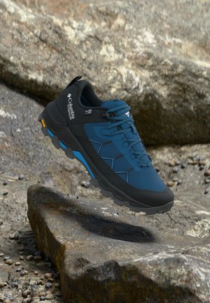 Columbia, PEAKFREAK TITANIUM, szary