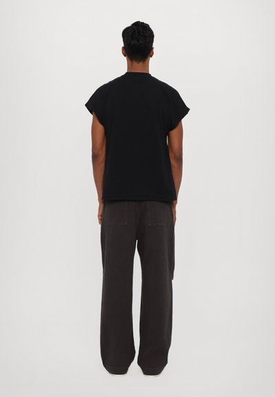 Won Hundred CREED - Topper - black