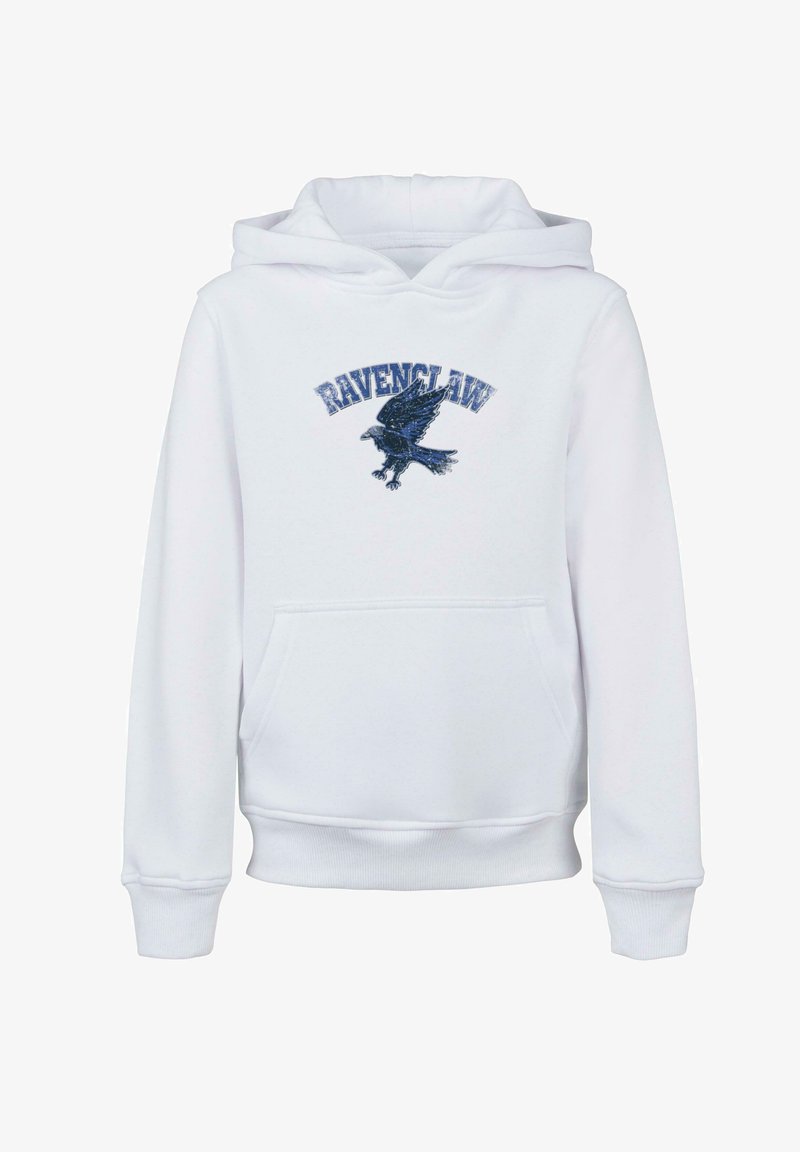 Felpa bianca realizzata in morbido tessuto, con ricamo blu della scritta "Ravenclaw" e un design di un falcone nero sul davanti, dotata di tasca a marsupio.