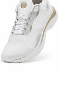 Puma SOFTRIDE ORLA DREAM - Chaussures de running sur route - white gold matte gold