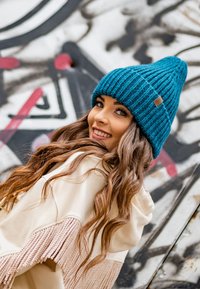 Vivisence Căciulă - black turquoise