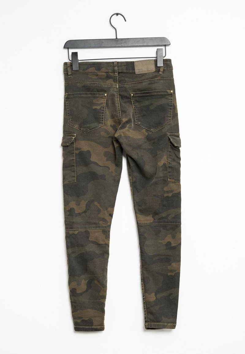 Bershka Pantalones cargo green/verde (Segunda mano) - Main Image