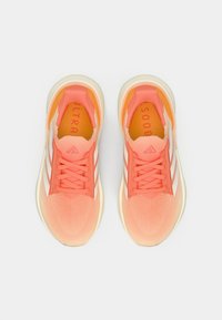 adidas Performance ULTRABOOST 5X - Løbesko til landevejen - semi coral/off white/flash orange
