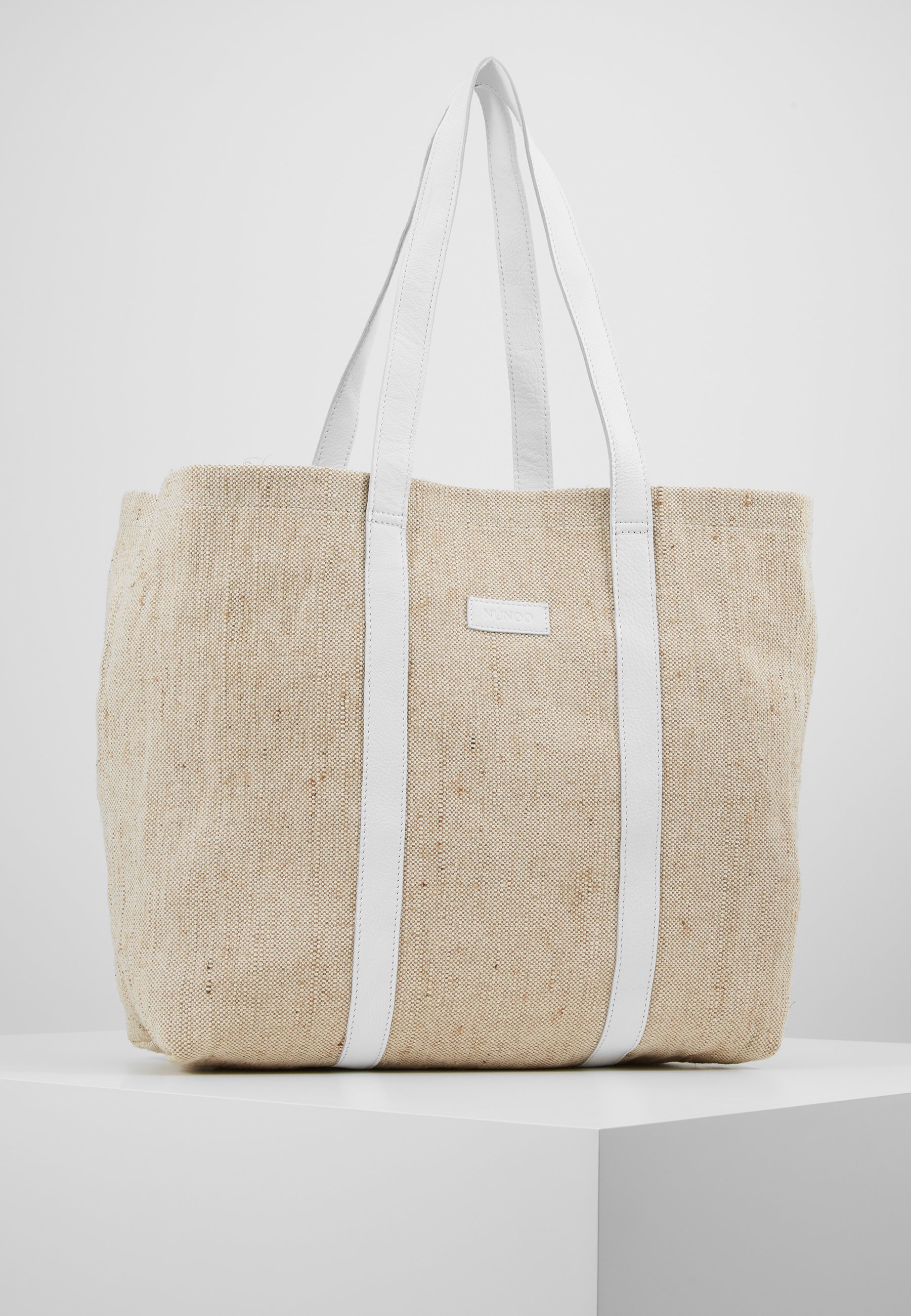 Núnoo LARGE SHOPPER Shoppingveske sand Zalando.no Núnoo LARGE SHOPPER Shoppingveske sand Zalando.no