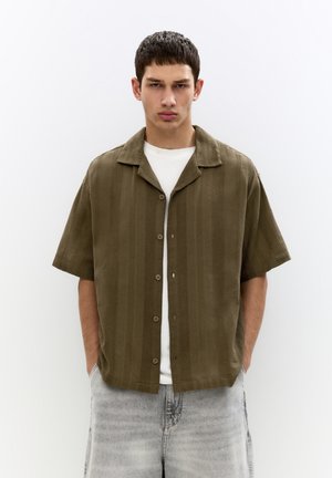 PULL&BEAR SHORT SLEEVE RUSTIC - Majica - green