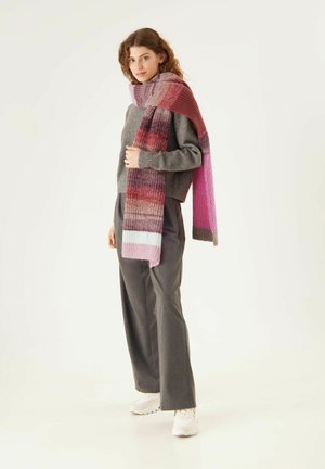 Scarf - pink