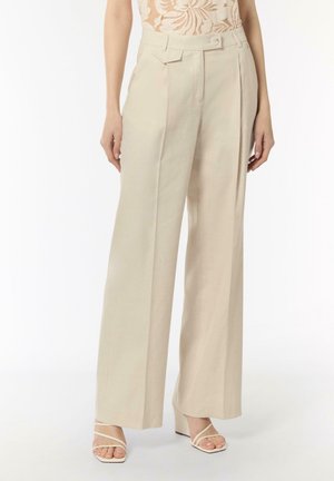 comma MIT KNÖPFEN - Trousers - helles beige