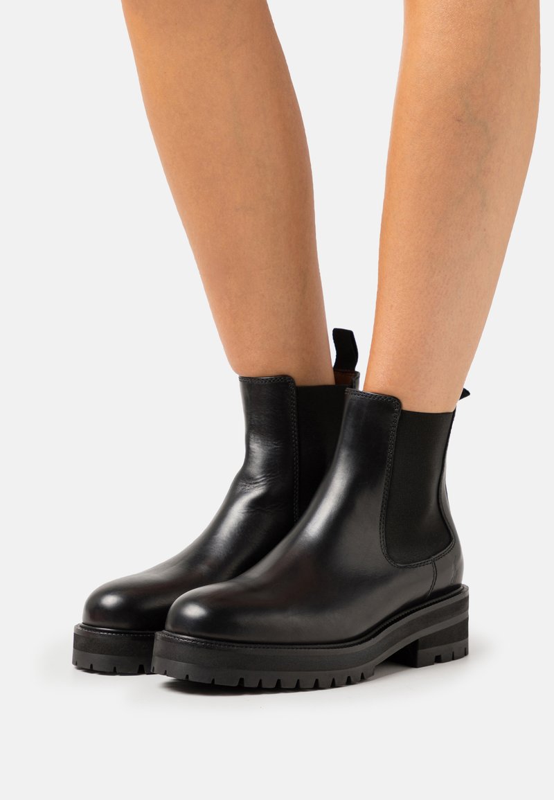Polo Ralph Lauren LUG TALL BOOT Classic ankle boots black Zalando.ie