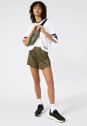SPORT HERITAGE - Shorts - khaki