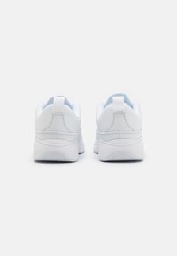 Lacoste AUDYSSOR ZIP  - Tossud - white