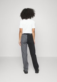 JJXX JYSEOUL - Džinsi ar taisnām starām - black denim