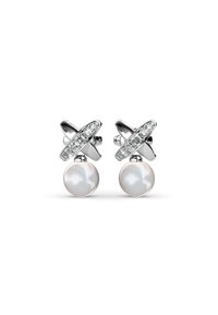 Orecchini d'argento presentano un design a croce adornato con piccole pietre trasparenti, a supporto di grandi perle bianche lisce.