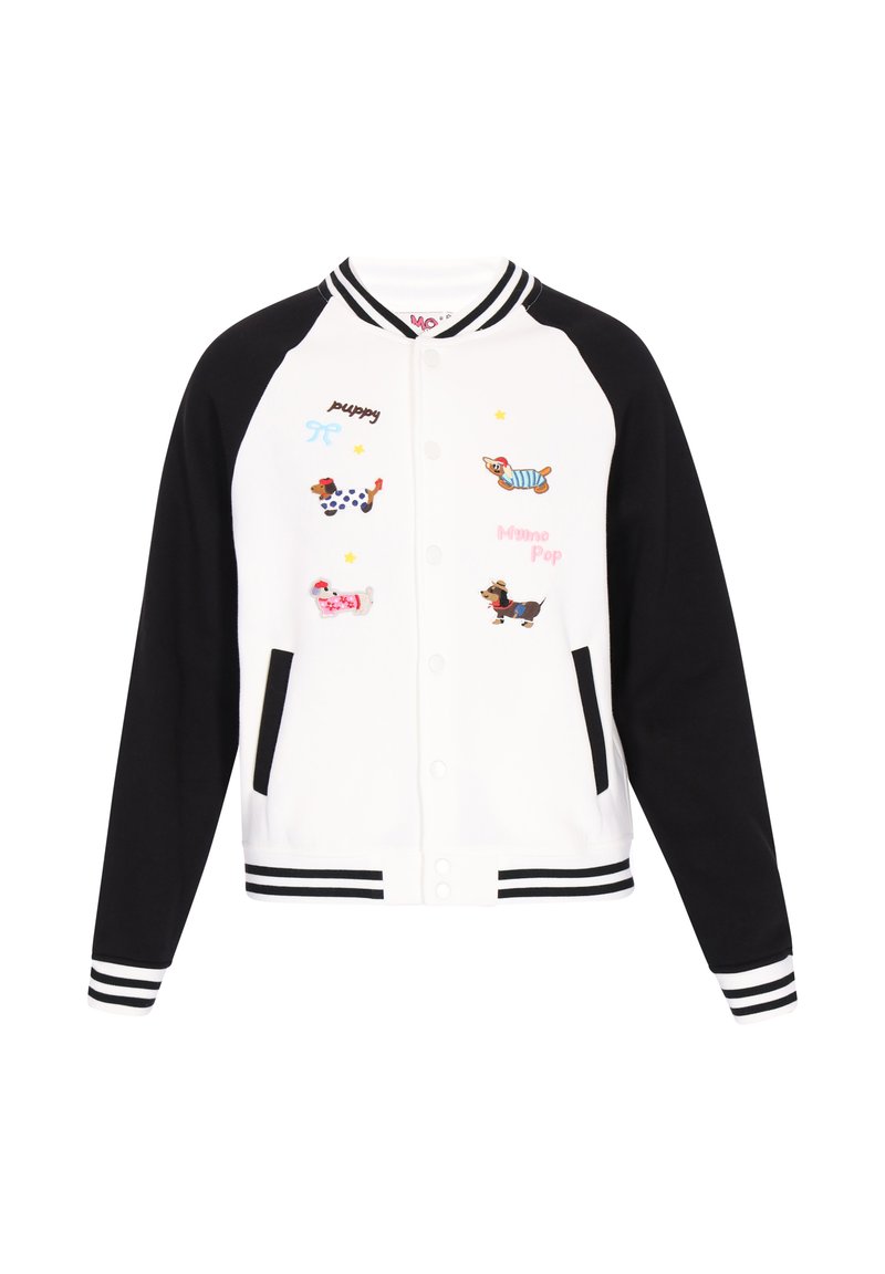 Fehér és fekete bomberdzseki csíkos mandzsettákkal, színes hímzett kutya mintákkal és szöveges részletekkel az elején és a zsebeknél.
