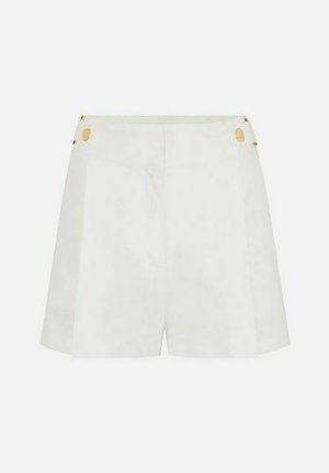 Shorts bianchi a vita alta plissettati con dettagli di bottoni dorati ai lati, realizzati in tessuto leggero.
