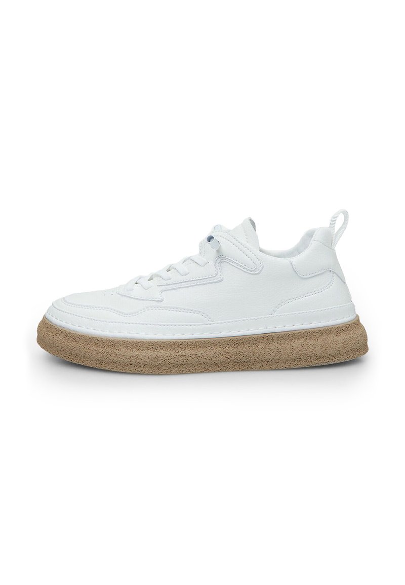 Bata Sportcipő - bianco