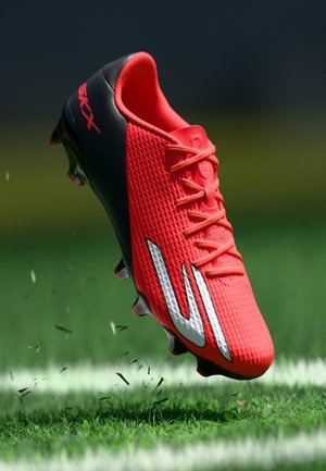 SKX 2 ACADEMY - Scarpe da calcio per terreni duri - red/black